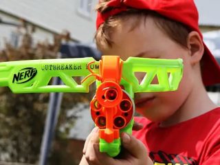 Nerf Toy Guns Guide - Blasting Off for Ultimate Fun in 8 ways!