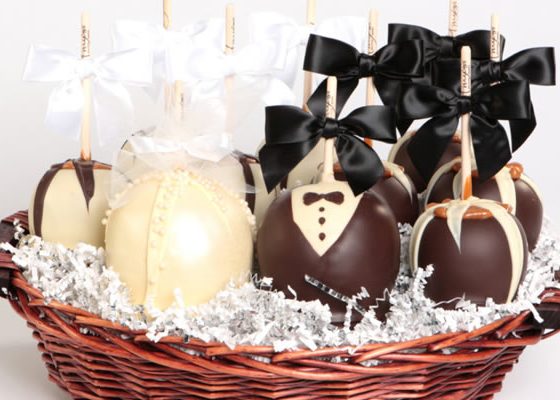 Wedding Gift Basket Ideas - 4 Party Royalty's Cherished Token!