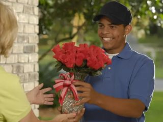 Cost-Effective Flower Gifting Guide - 5 Best Heartfelt Ways!